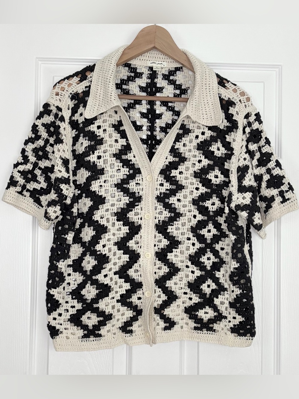 Ultra Pink Crochet Button-Up Cardigan Size XL